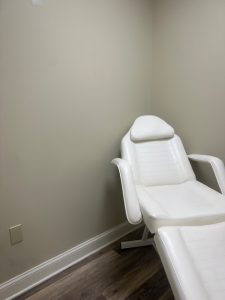 Scott E. Learn, DMD | Cosmetic Dentistry, Fluoride Treatment and Implant Restorations